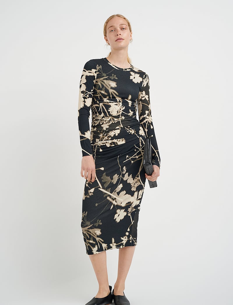 InWear - RuthIW Print Dress - midikleidid - black large flower silhouette - 3