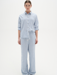 InWear - AmosIW Kiko Shirt - långärmade skjortor - blue stripes - 3