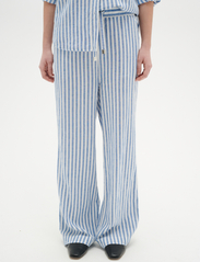 InWear - AmosIW Pants - linnebyxor - blue stripes - 2