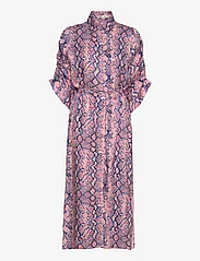 InWear - DwynIW Dress - skjortekjoler - pink oversized snake - 0