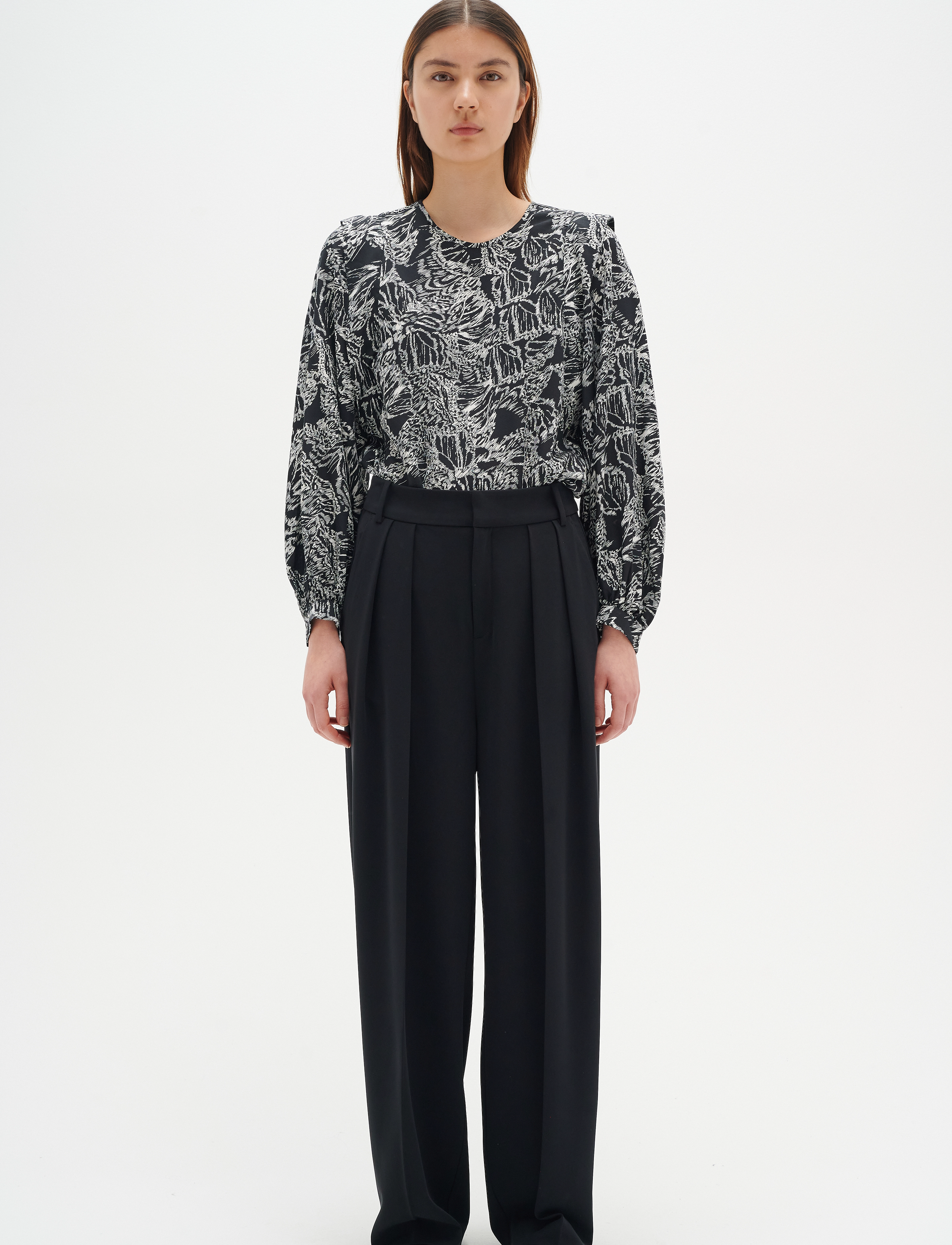 InWear - DamaraIW Blouse - long sleeved blouses - graphic abstract butterfly - 3