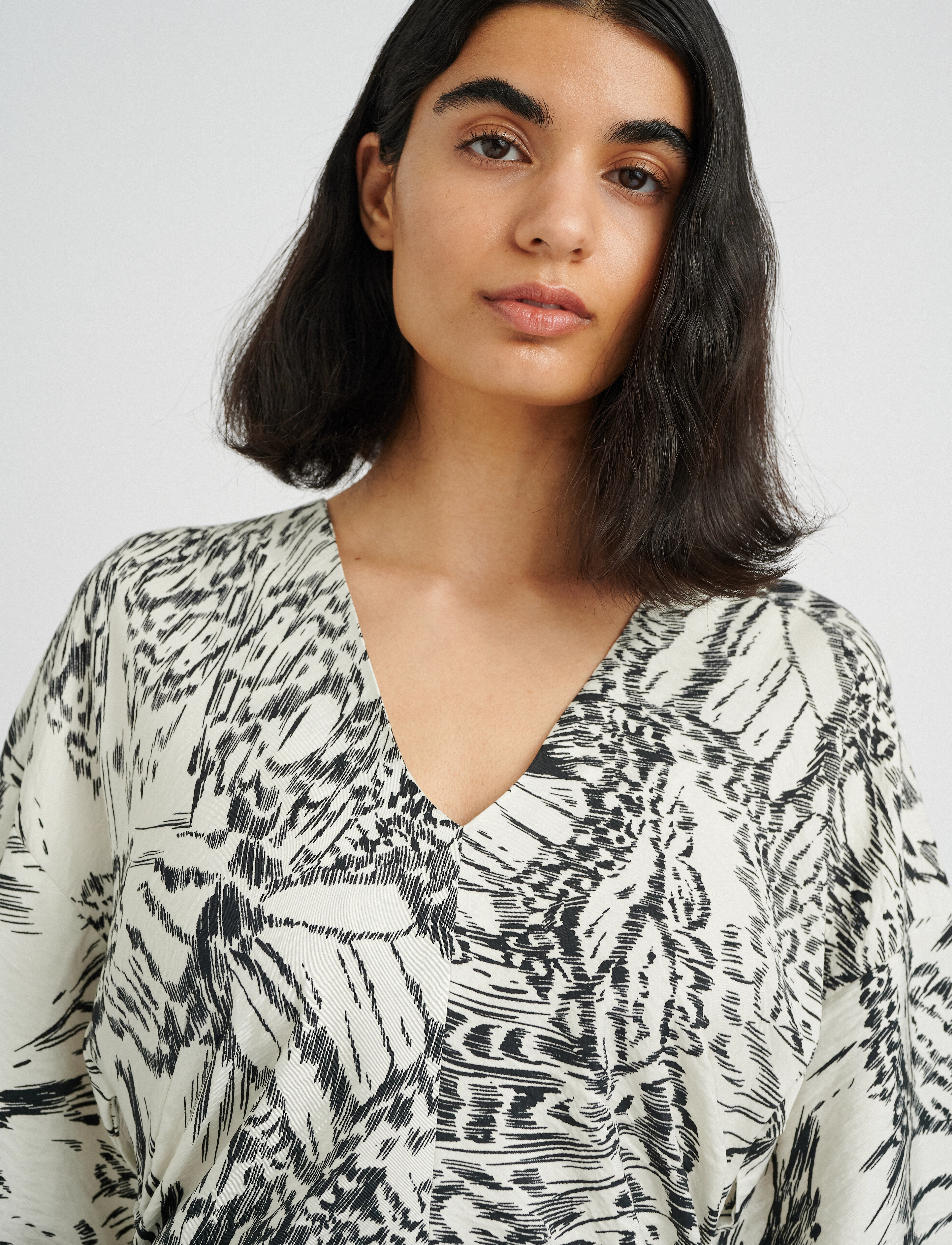 InWear DritaIW Dress - Jurken - GRAPHIC BIG ABSTRACT BUTTERFLY / white