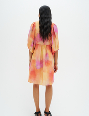 InWear - TedraIW Short Dress - festmode zu outlet-preisen - sky lights print - 4