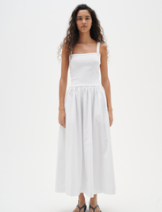 InWear - DagnaIW Dress - midi kjoler - pure white - 3