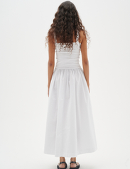 InWear - DagnaIW Dress - midi kjoler - pure white - 4
