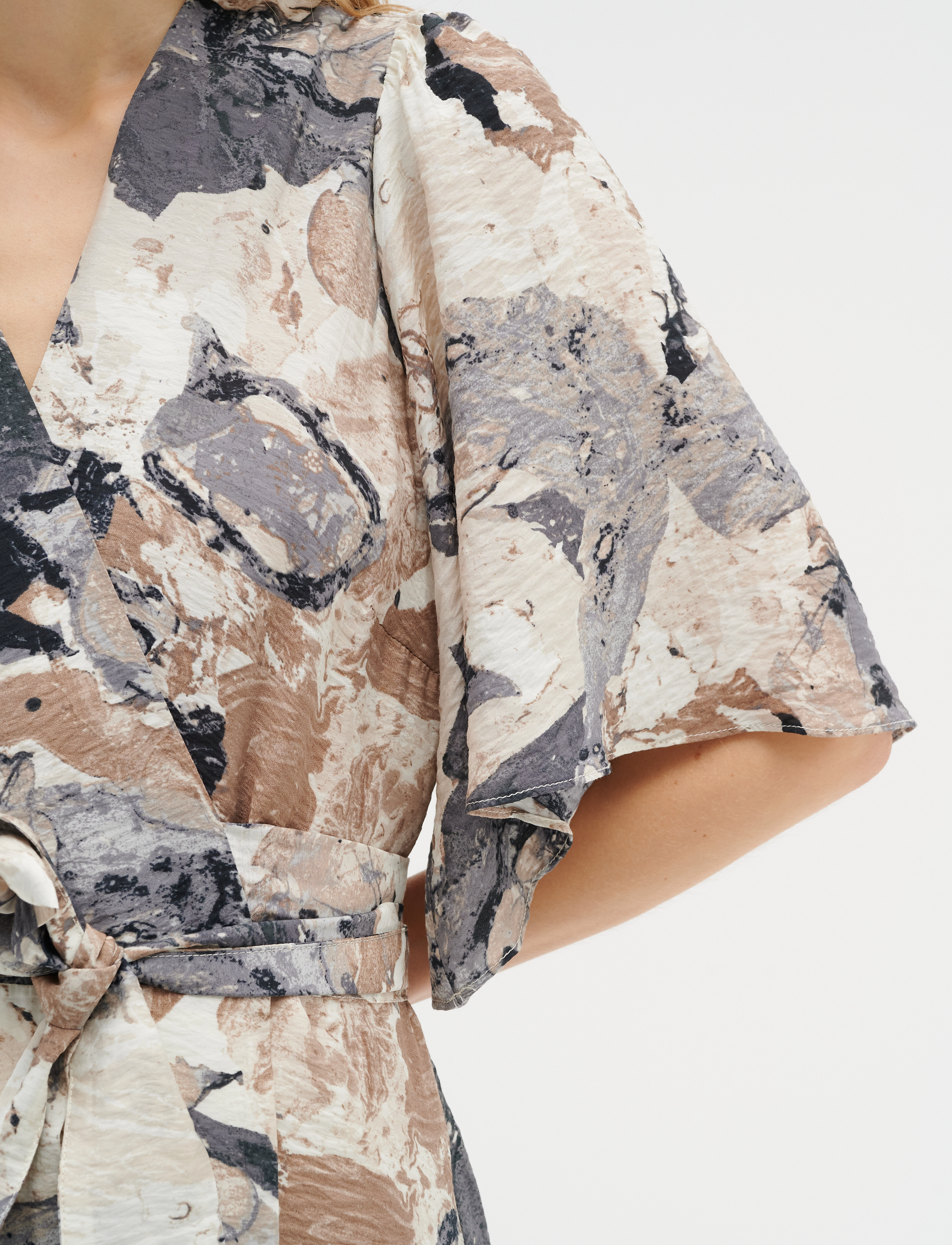 InWear - ElitaIW Wrap Dress - graffiti wall grey - 5