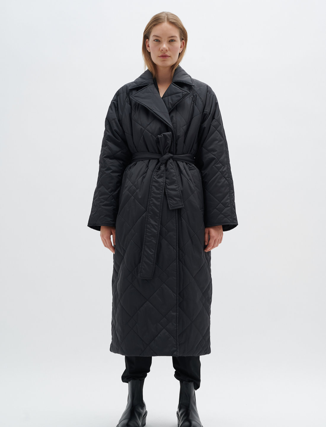 InWear Itoneiw Coat 108 Buy Quilted jackets from InWear online at Boozt . Fast delivery and easy returns