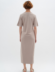 InWear - KainoaIW Dress - t-shirt dresses - mocha grey - 4