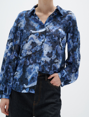 InWear - NisiraIW Shirt - pitkähihaiset paidat - blue marble flower - 2