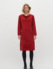 InWear - JaquesIW Dress - juhlamuotia outlet-hintaan - true red - 3