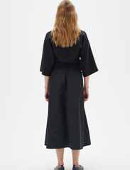InWear - TaniaIW Skirt - midi kjolar - black - 3
