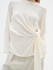 InWear - CadenzaIW Drape Blouse - long-sleeved blouses - whisper white - 6