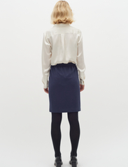 InWear - AronoIW Short Skirt - trumpi sijonai - marine blue - 4