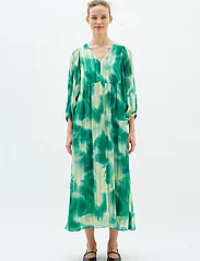 InWear - HimariIW Dress - midiklänningar - green art splash - 3