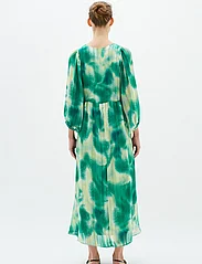 InWear - HimariIW Dress - midimekot - green art splash - 4
