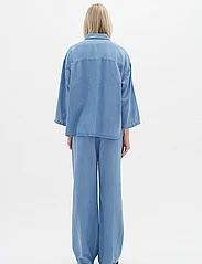 InWear - PhilipaIW Shirt - džinsiniai marškiniai - light blue denim - 4
