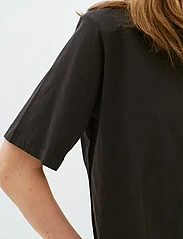 InWear - PayanaIW shld pad Tshirt - laveste priser - black - 5