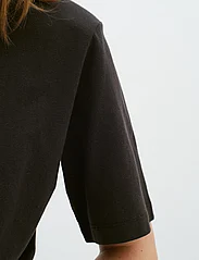 InWear - PayanaIW shld pad Tshirt - laveste priser - black - 6