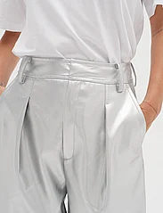 InWear - ZazaIW Pant - bukser med brede ben - silver - 5