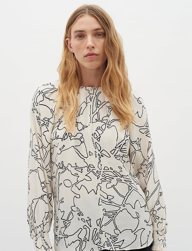 InWear - BaitiIW Blouse - pikkade varrukatega pluusid - noncolor silhuette lines - 0