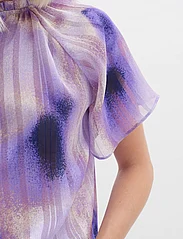 InWear - HimariIW Top - kurzämlige blusen - lavender art splash - 5