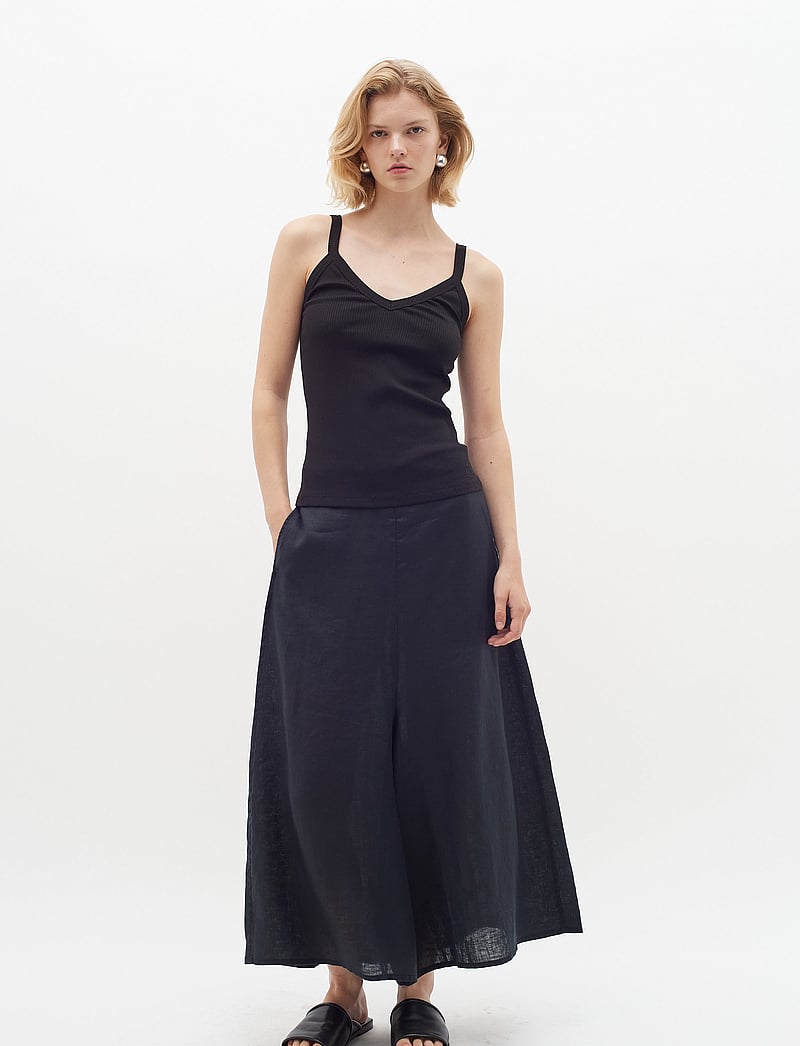 InWear - DagnaIW v-top - linnen - black - 3