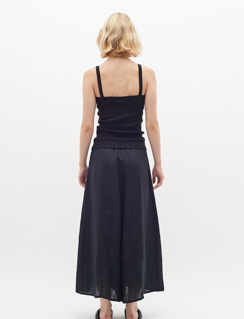 InWear - DagnaIW v-top - linnen - black - 4