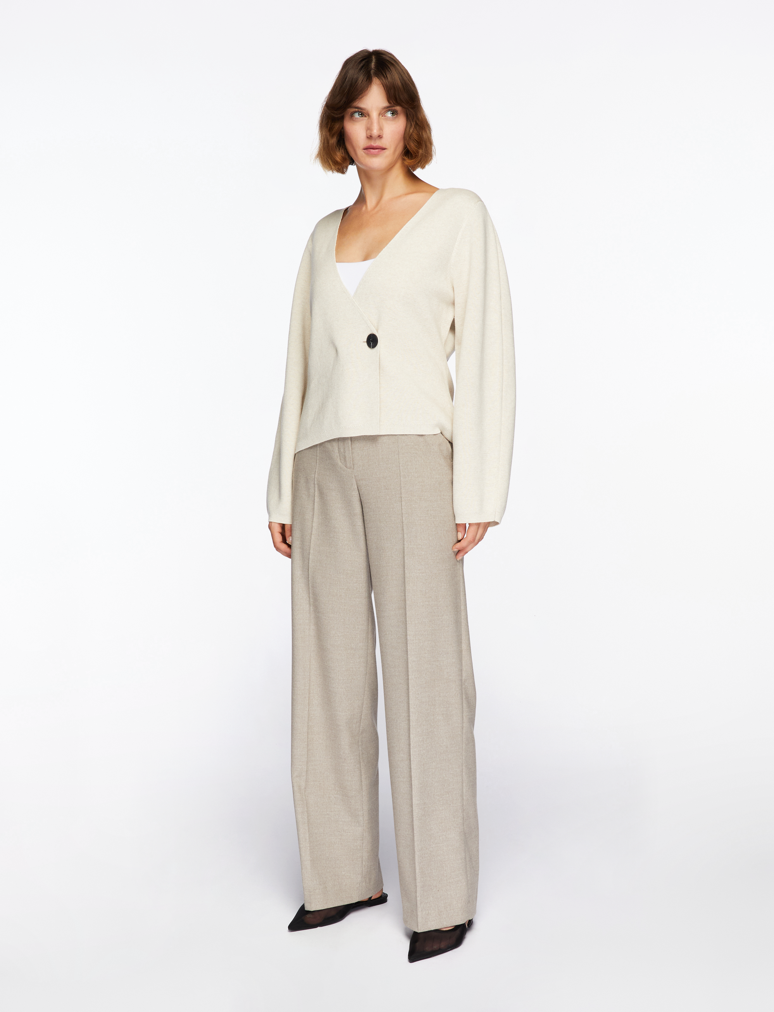 Kayllaiw Cardigan 2