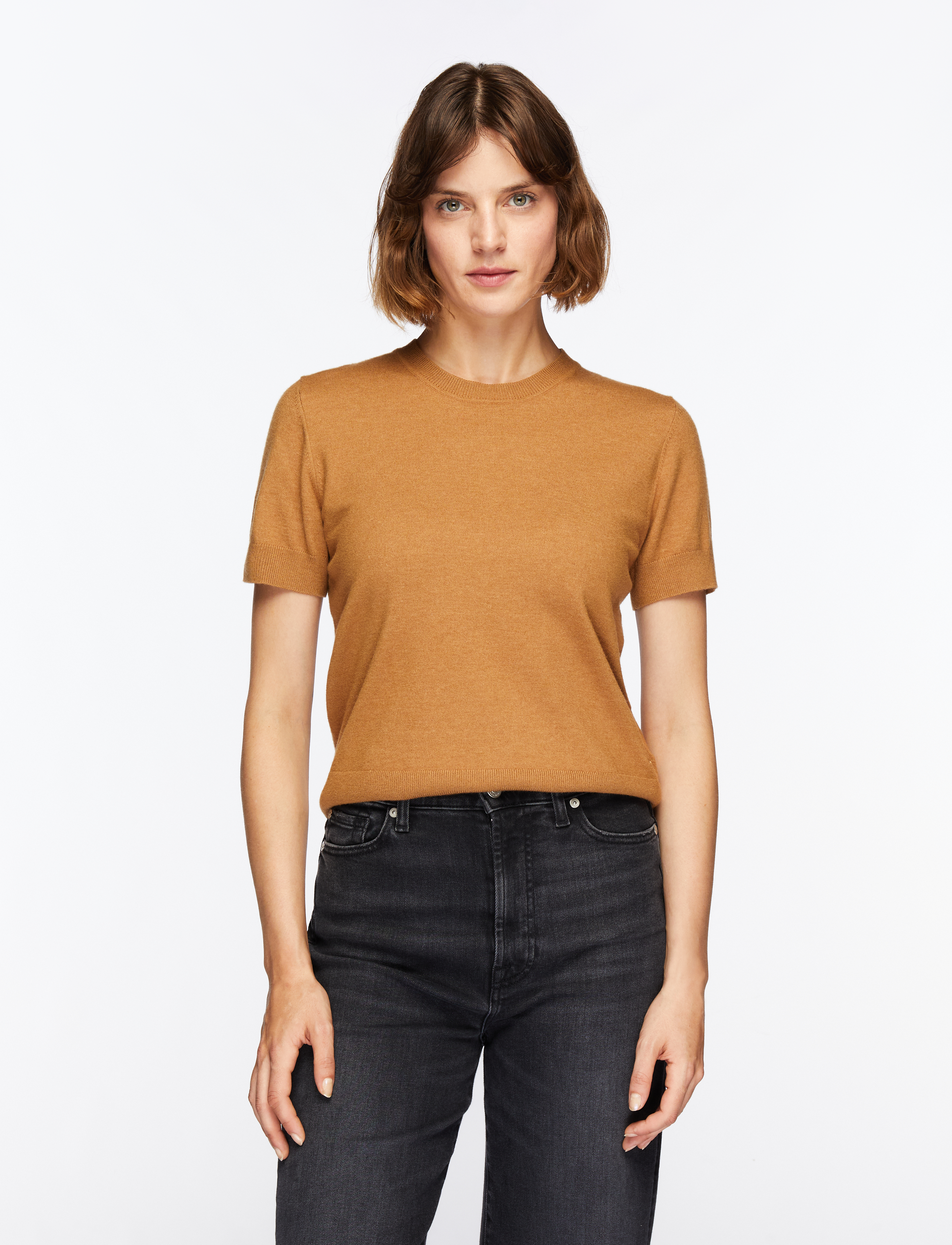 TOBACCO BROWN