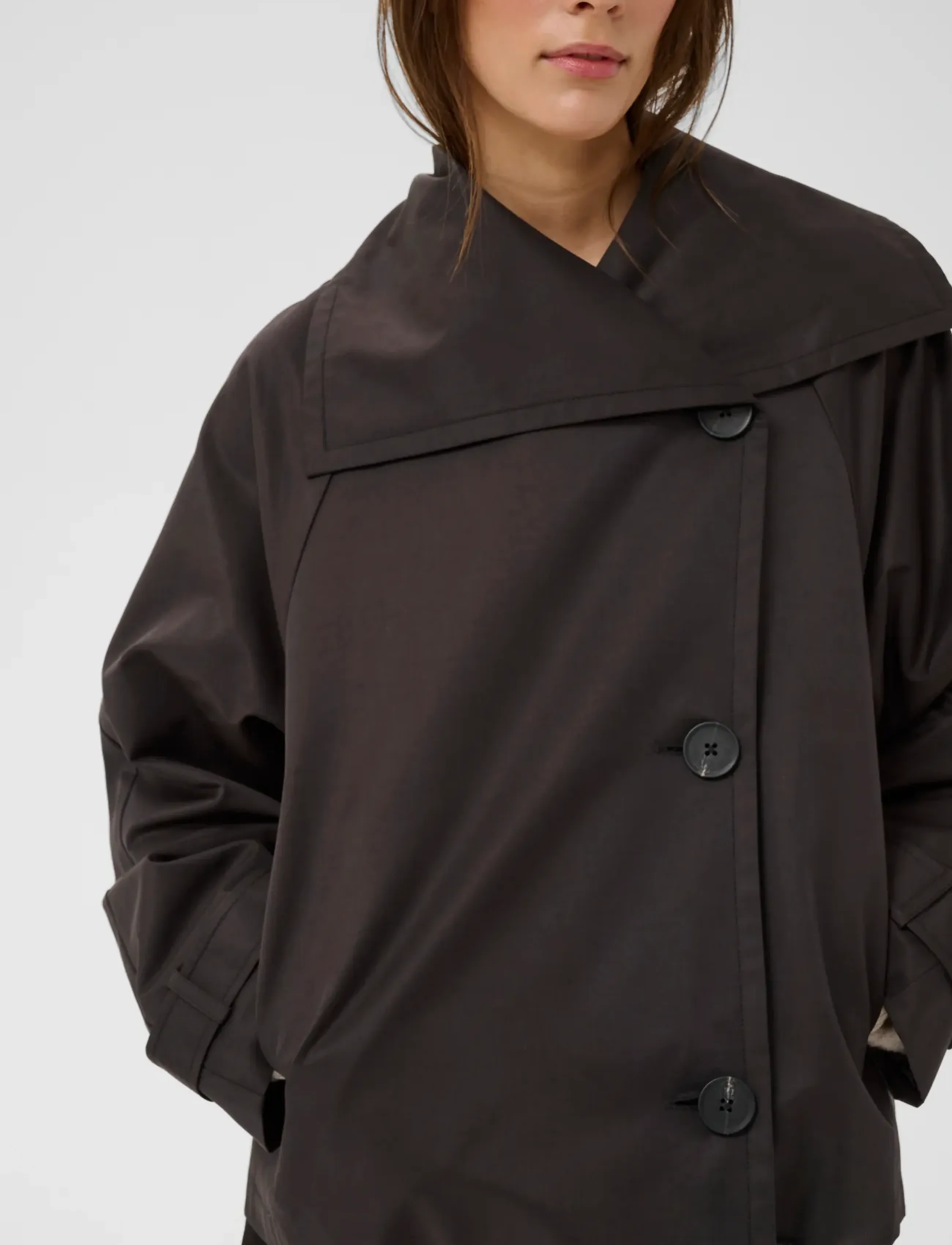 InWear - MAZIEIW PERRY SHORT COAT - kevadmantlid - black - 5