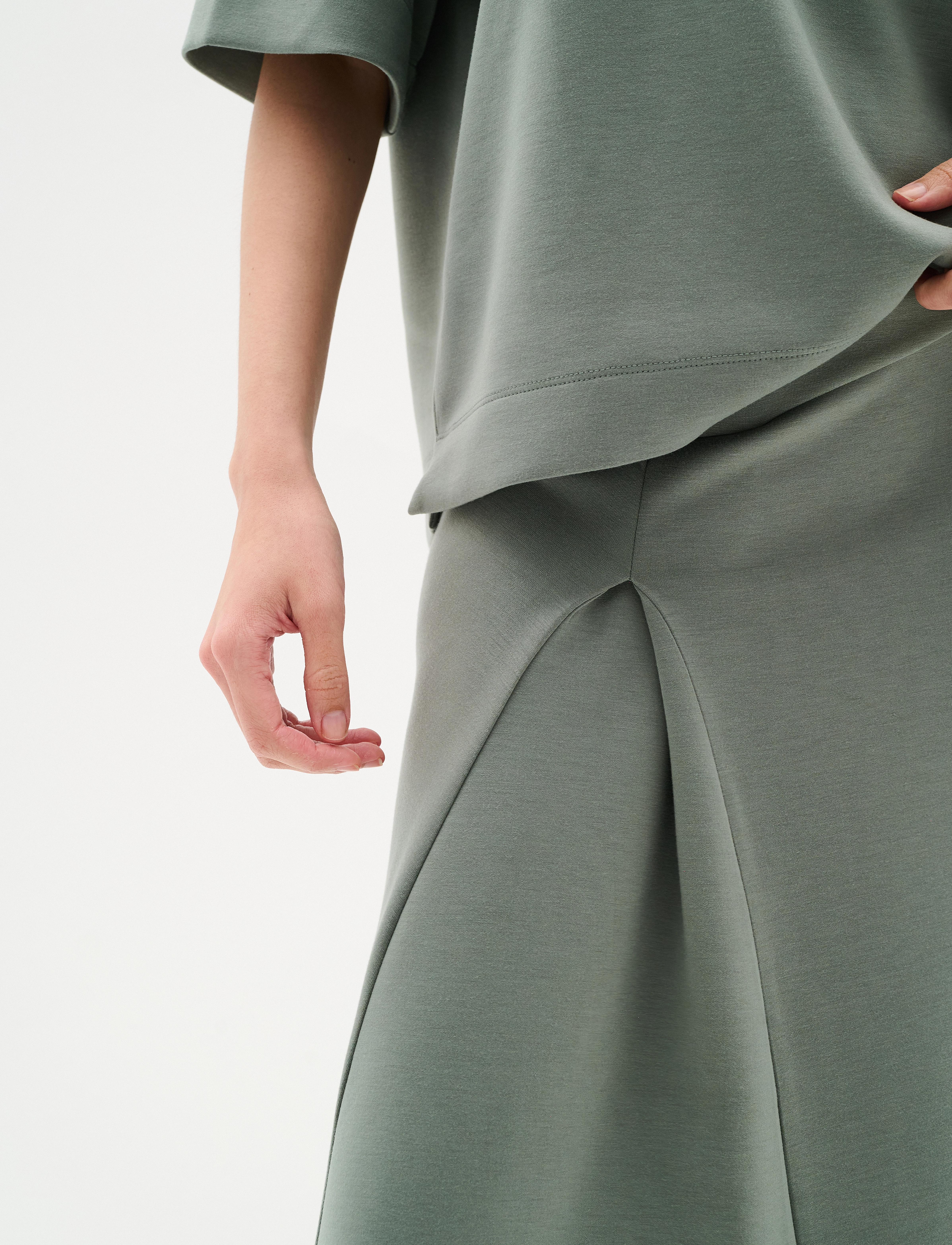 InWear - AnniehIW Skirt - midi nederdele - agave green - 4