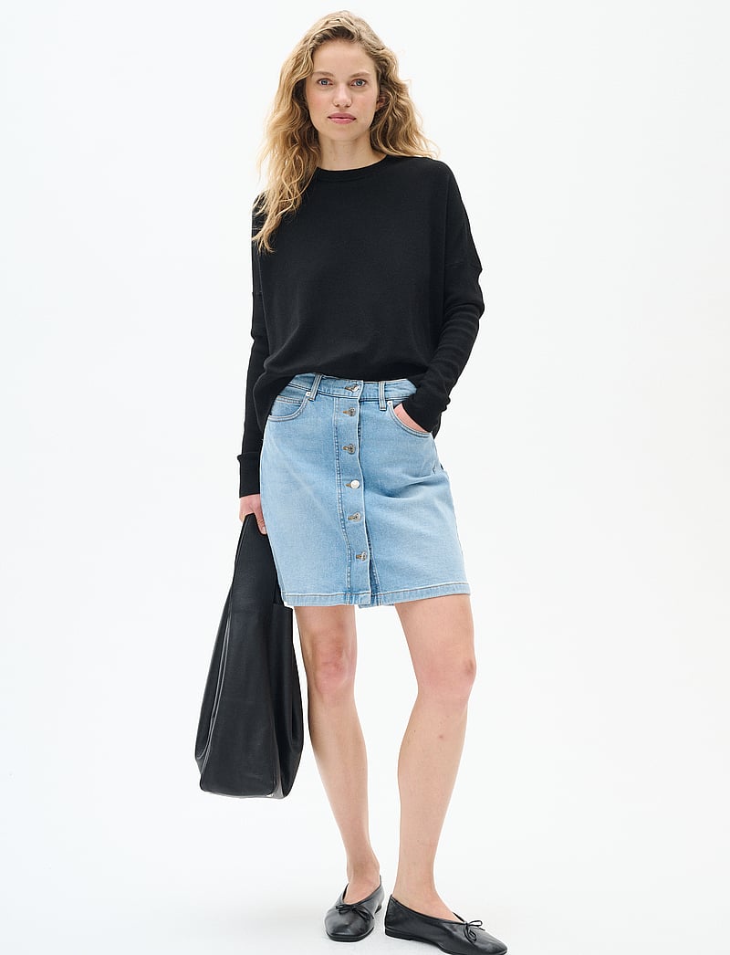 InWear - SindraIW Short Skirt - jeanskjolar - light washed denim - 3
