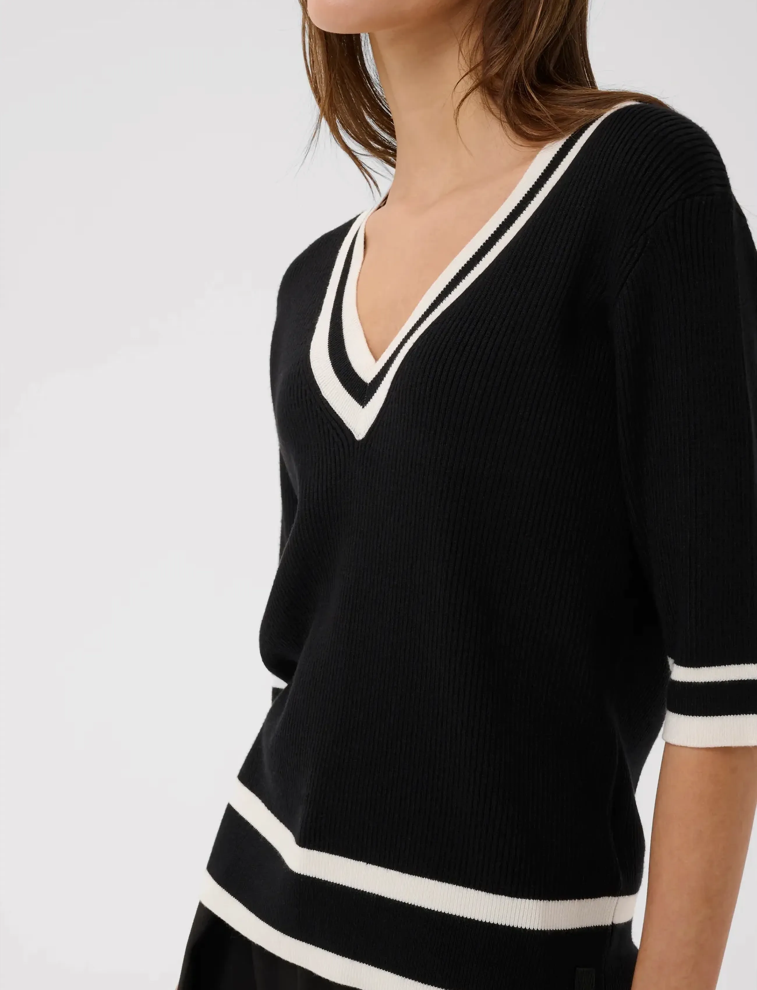 InWear - LeenahIW V-Neck Blouse - lyhythihaiset puserot - black/vanilla - 5