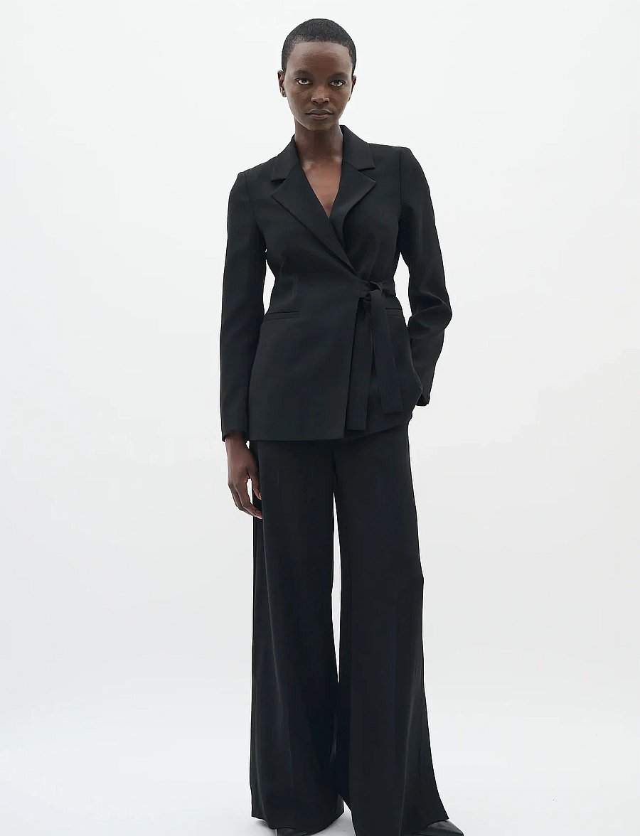 InWear - BRIEZIW SLIT PANTS - laia säärega püksid - black - 5