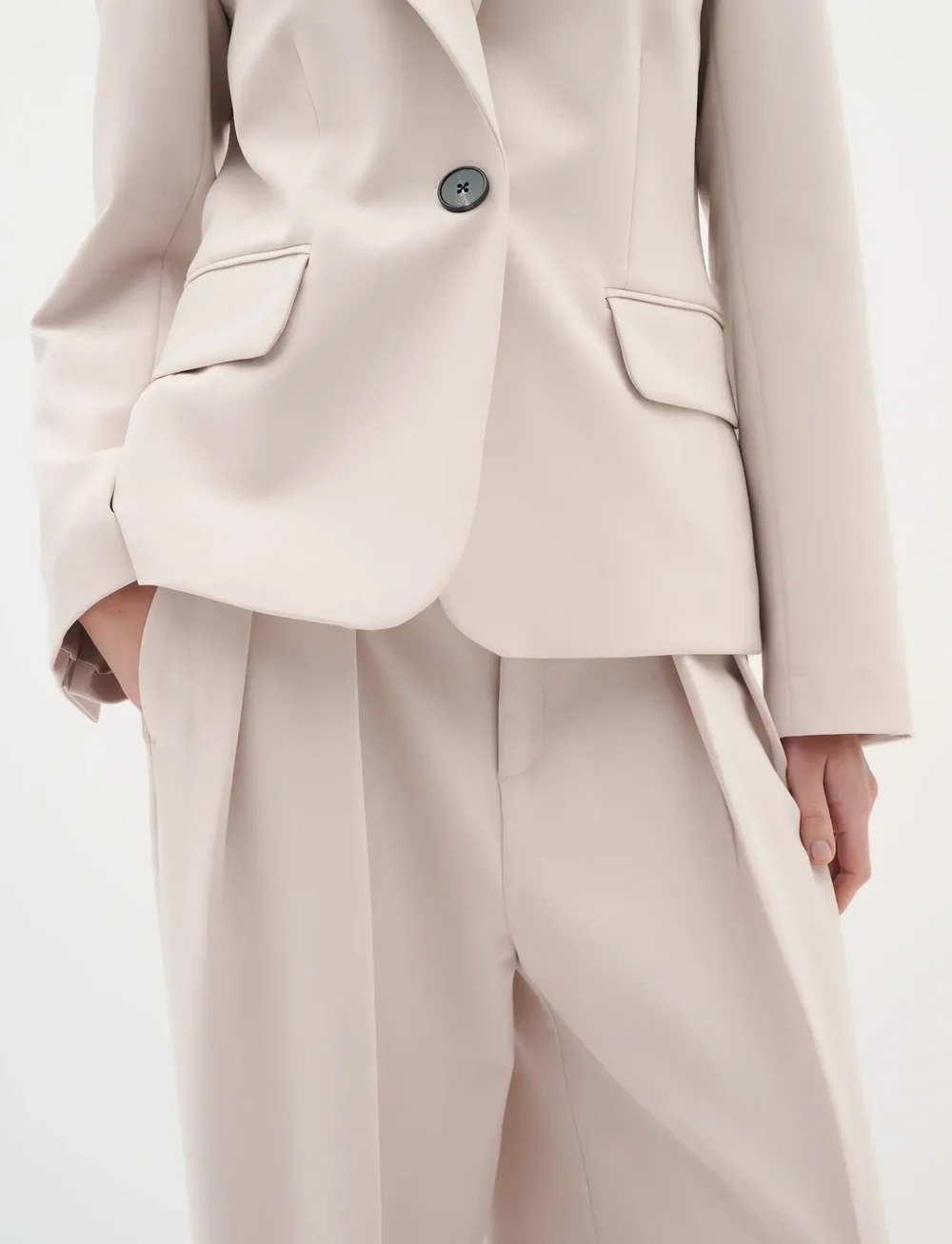 InWear - BryelleIW Blazer - enkelknäppta kavajer - haze - 5