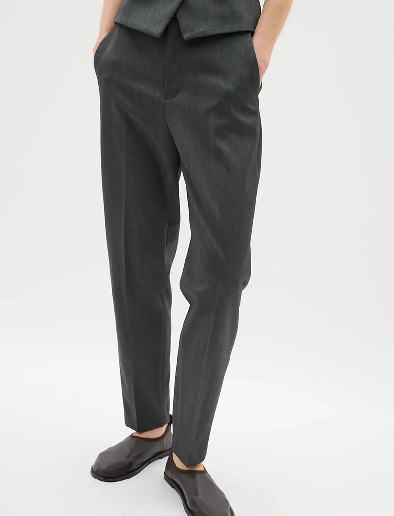 InWear - BrunildaIW Tapered Pant - sirge säärega püksid - dark grey melange - 0