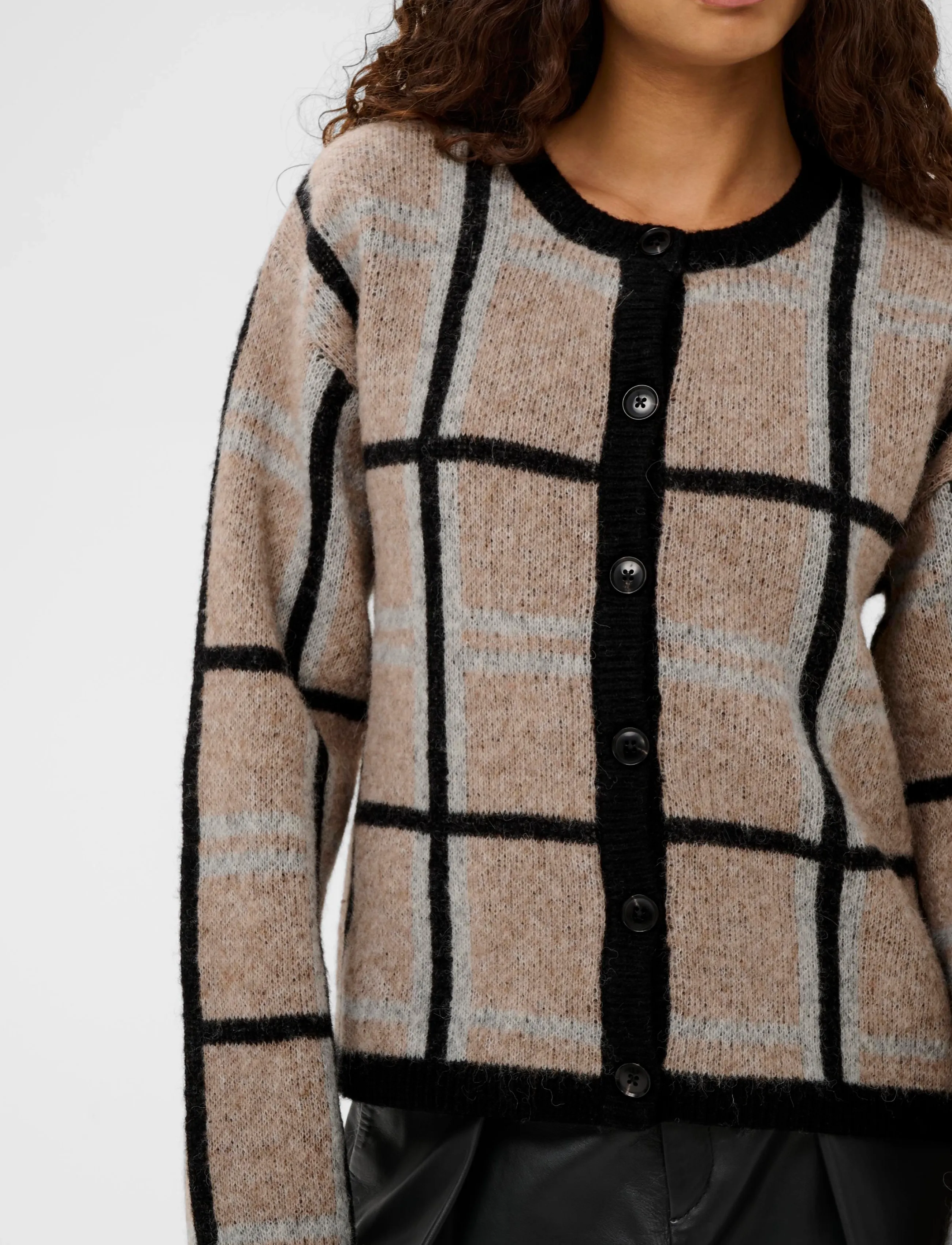 Tashaiw Cardigan 4
