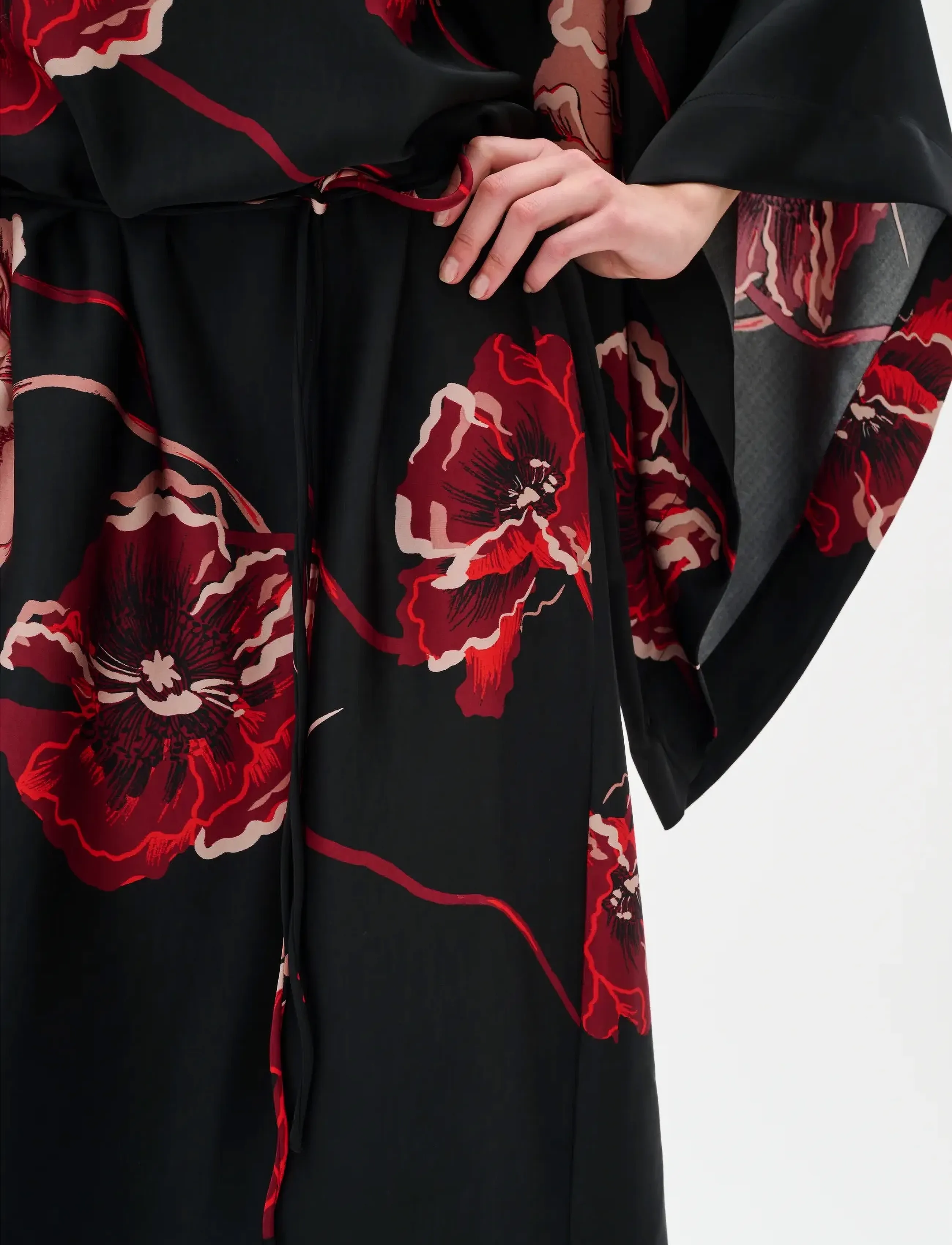 InWear - DAWNIW DRESS - midikleider - black poppy rose - 5