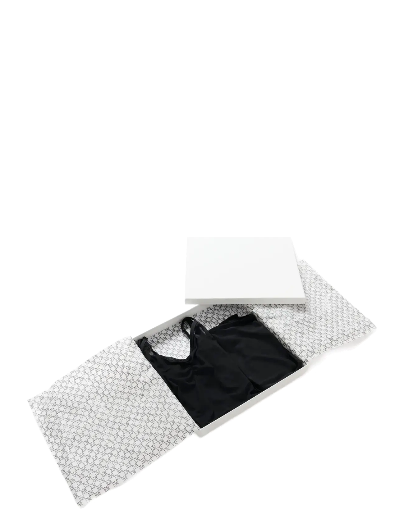 KAIAIW TOP AND BRIEF SET - BLACK