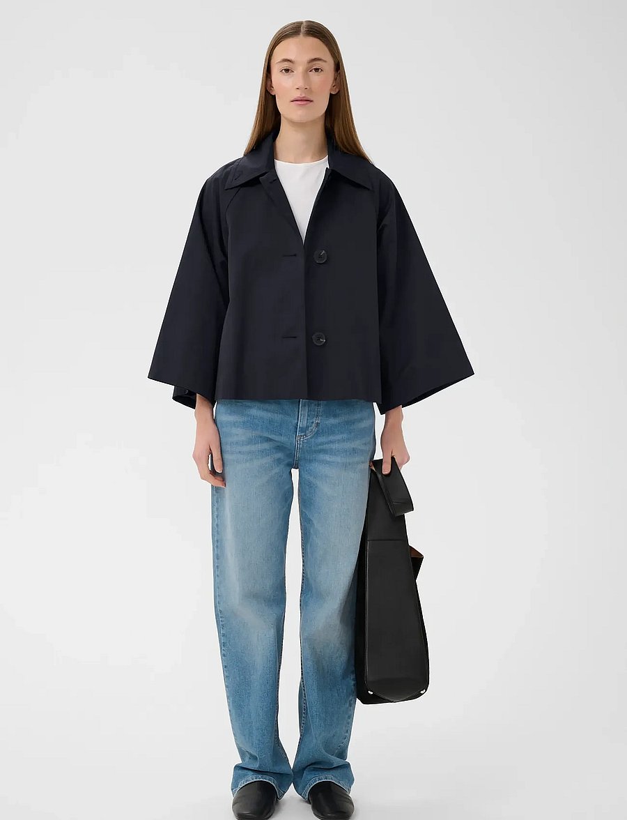 InWear - HINONAIW CAPE JACKET - kerged mantlid - marine blue - 3