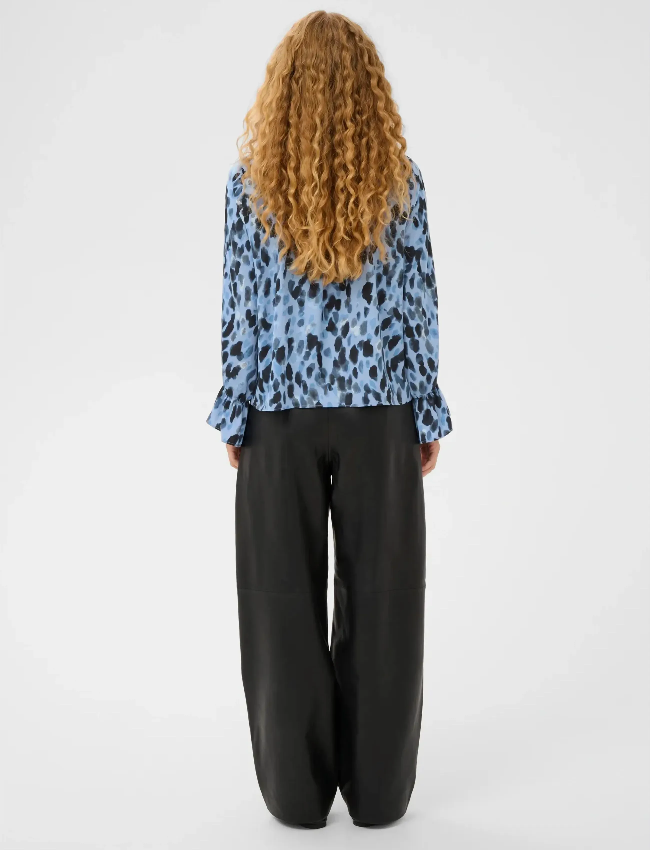 InWear - GRACIEIW PRINTED BLOUSE - long sleeved blouses - blue painted dot - 4