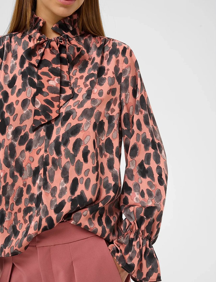 InWear - GRACIEIW PRINTED BLOUSE - langærmede bluser - rose painted dot - 5