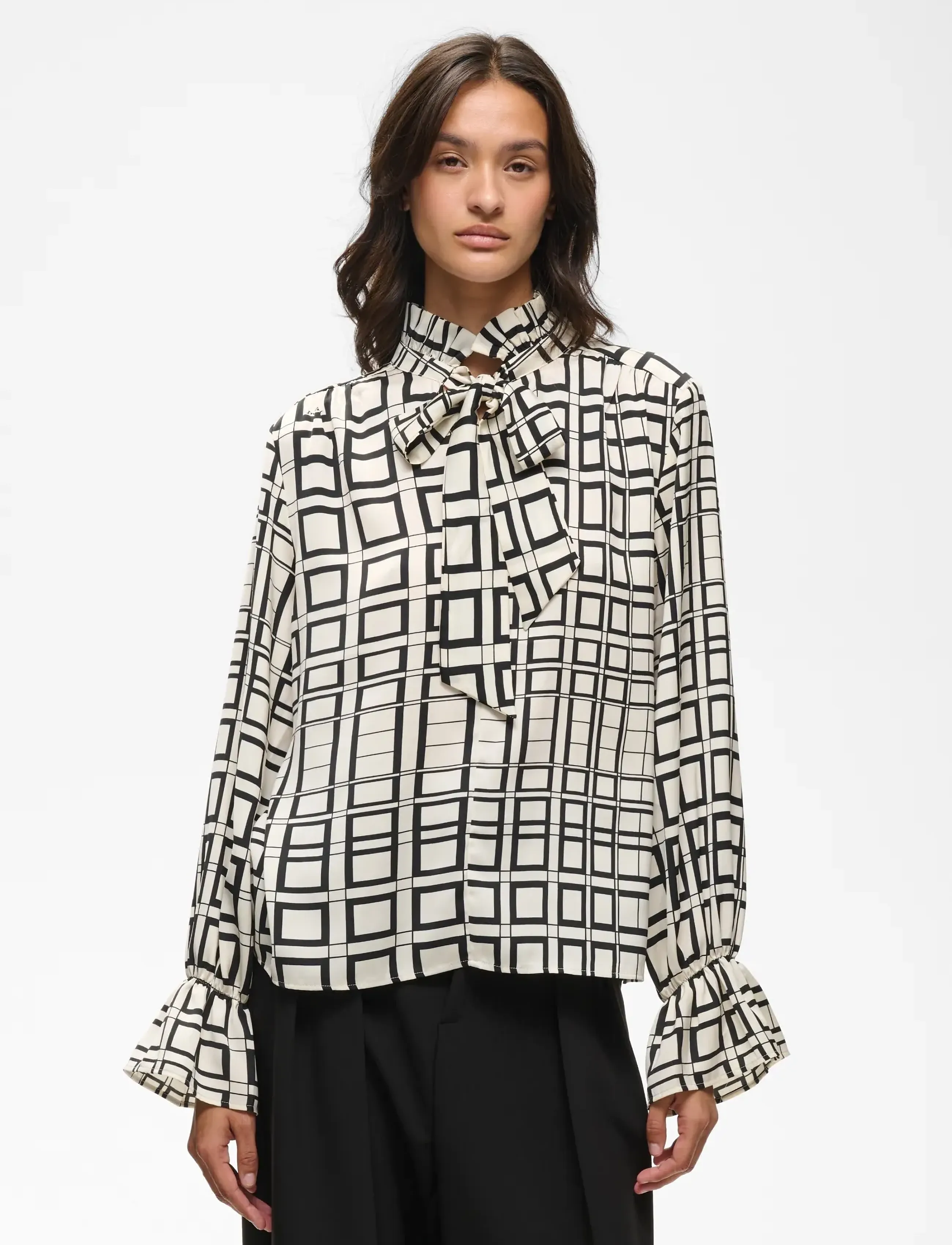 InWear - GRACIEIW PRINTED BLOUSE - langärmlige blusen - squared tiles - 0