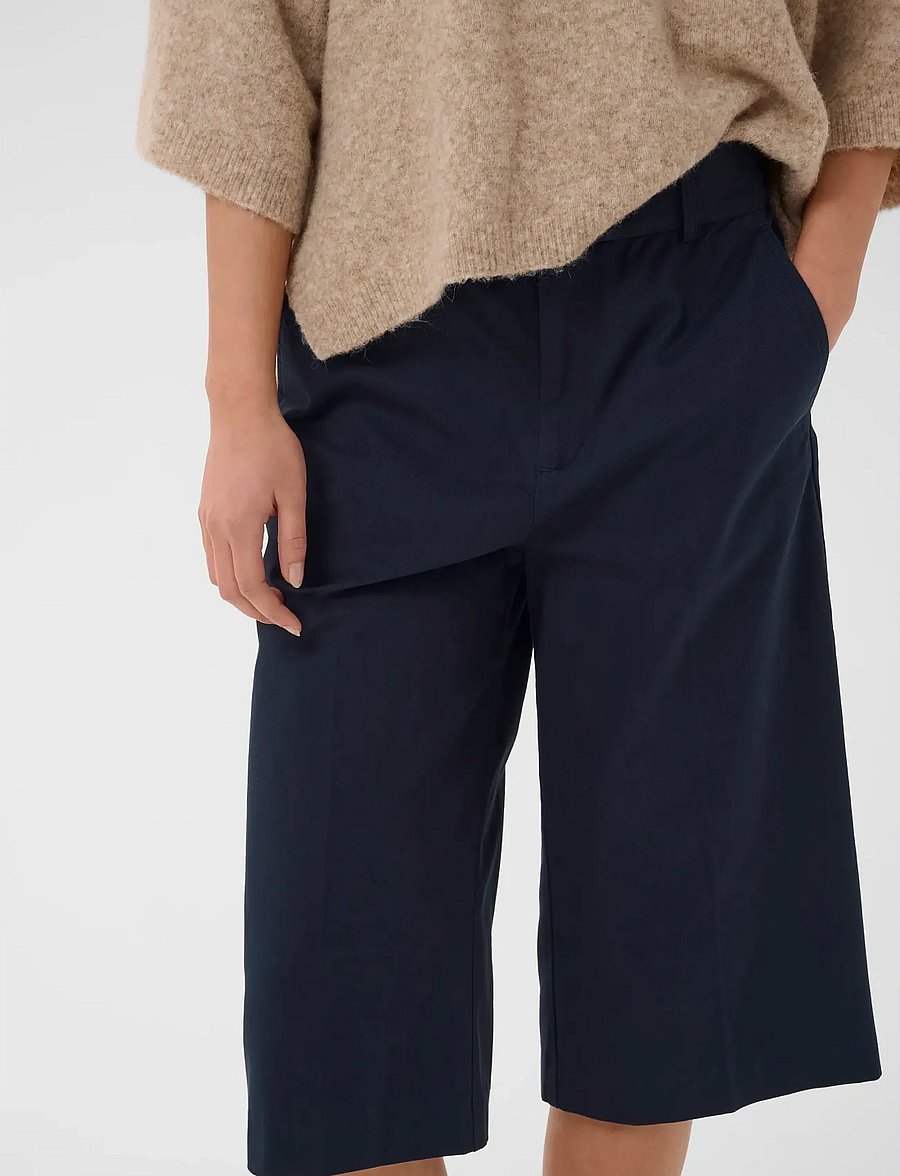 InWear - DIAZIW CULOTTE PANTS - culottes - midnight magic - 5