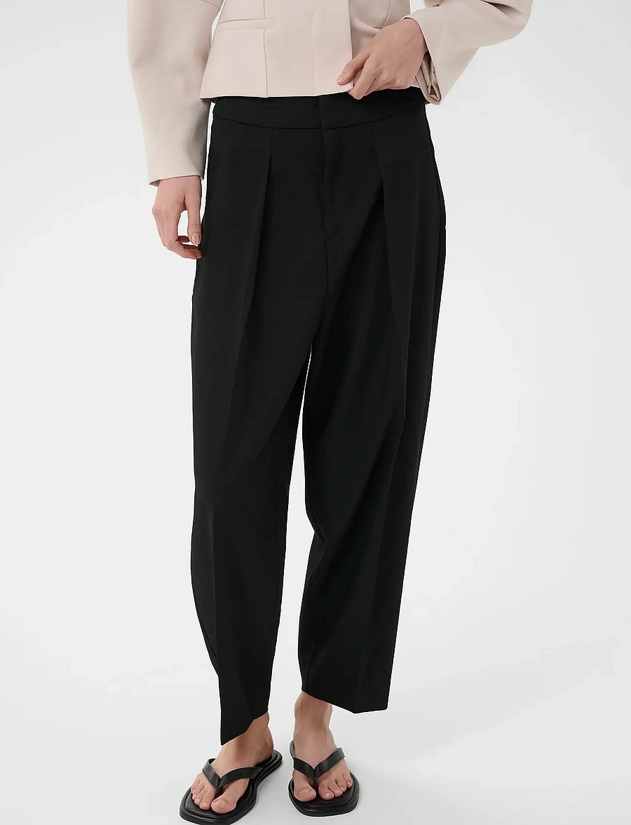 InWear - CADIEIW CORE BARREL PANT - hosen mit geradem bein - black - 2