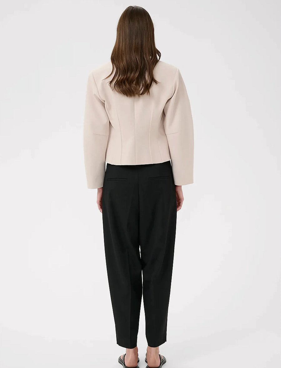 InWear - CADIEIW CORE BARREL PANT - hosen mit geradem bein - black - 3