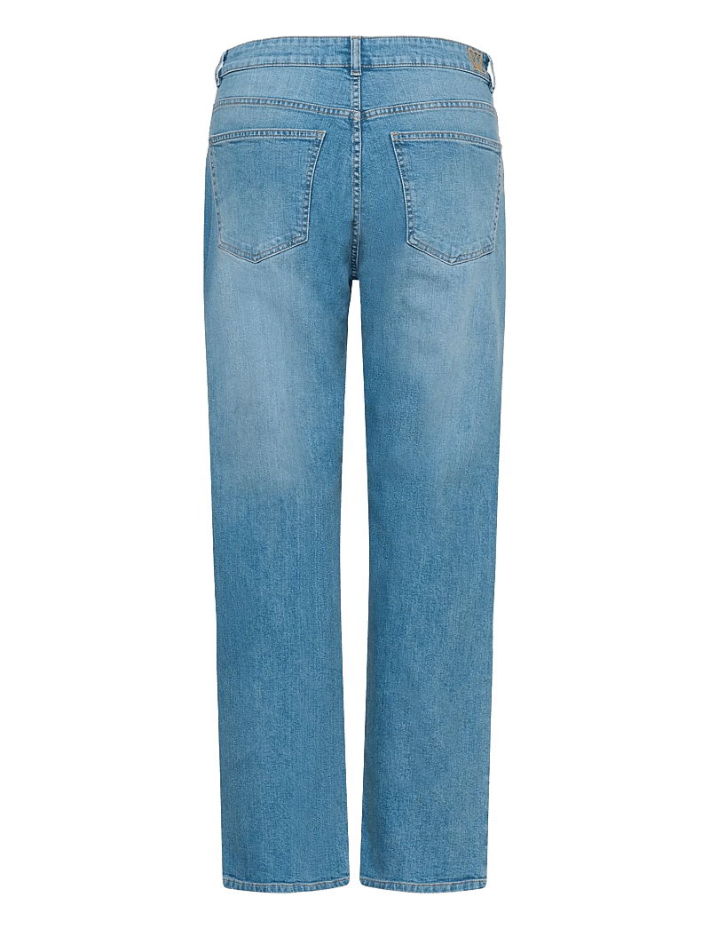 InWear - DARLINAIW CORE STRAIGHT JEANS - boyfriend jeans - washed light blue demim - 2