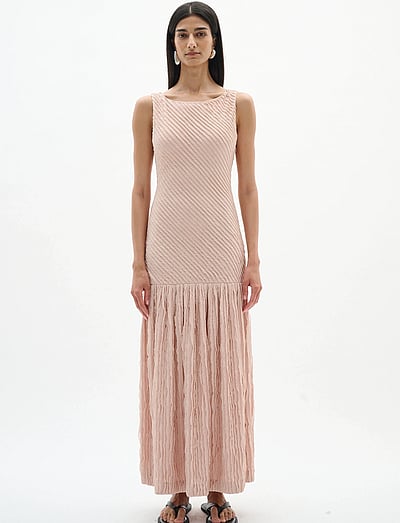 Pink Party Dresses special offers for women at Boozt.com Pink Party Dresses special offers for women at Boozt.com