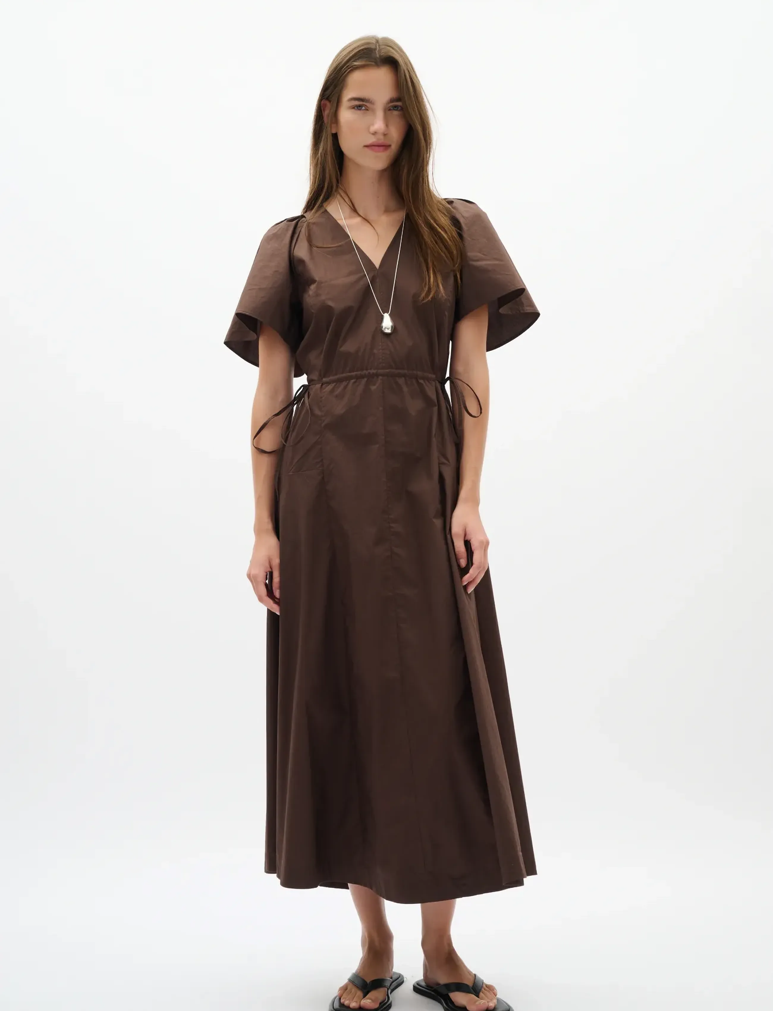 Raveniw Dress