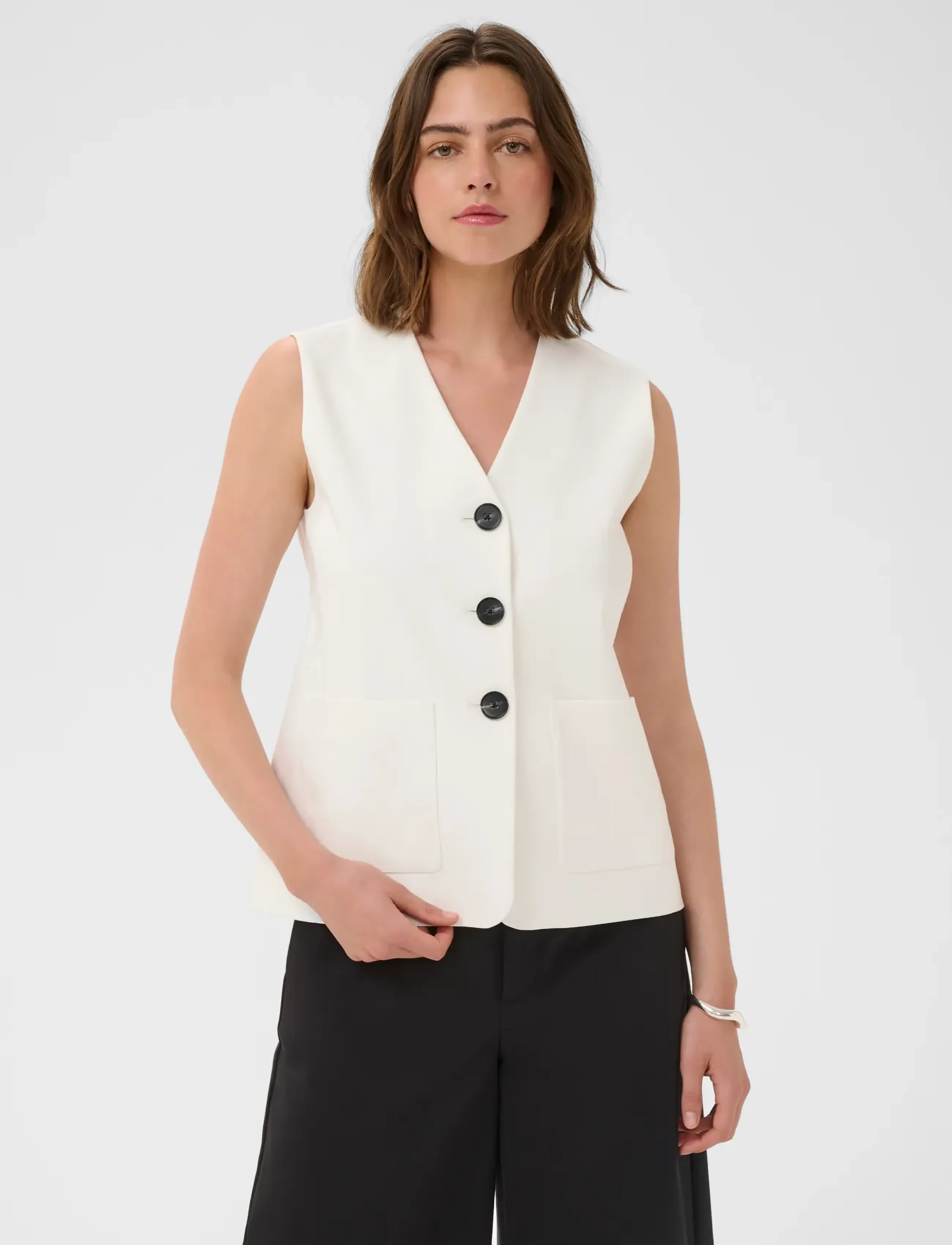 InWear Zellaiw Hip Waistcoat, Kvinder, Knappet V-hals Vest, Hvid, Str: 46